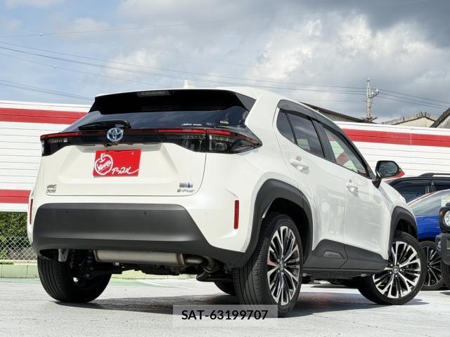 Toyota YARIS CROSS 2021-04 8662644-2