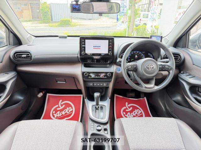 Toyota YARIS CROSS 2021-04 8662644-4