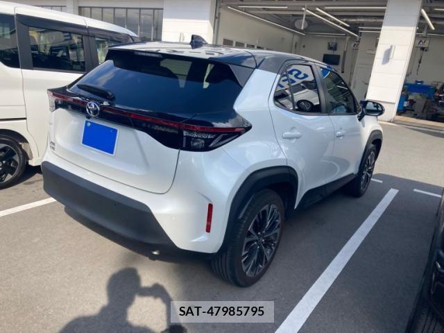 Toyota YARIS CROSS 2023-07 8662642-2
