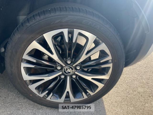 Toyota YARIS CROSS 2023-07 8662642-7