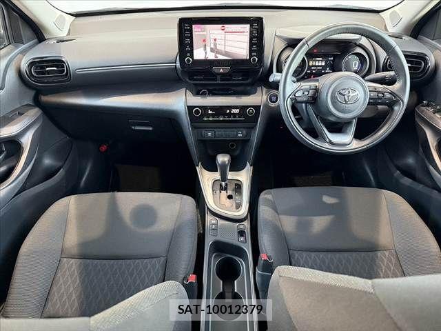Toyota YARIS CROSS 2021-10 8662645-1