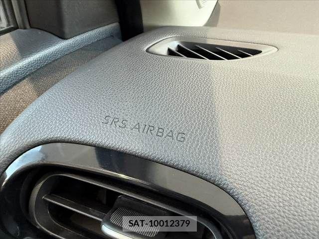 Toyota YARIS CROSS 2021-10 8662645-23