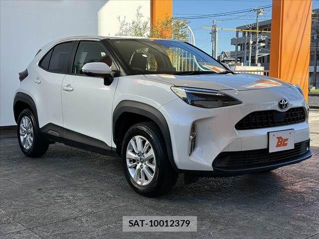 Toyota YARIS CROSS 2021-10 8662645-7