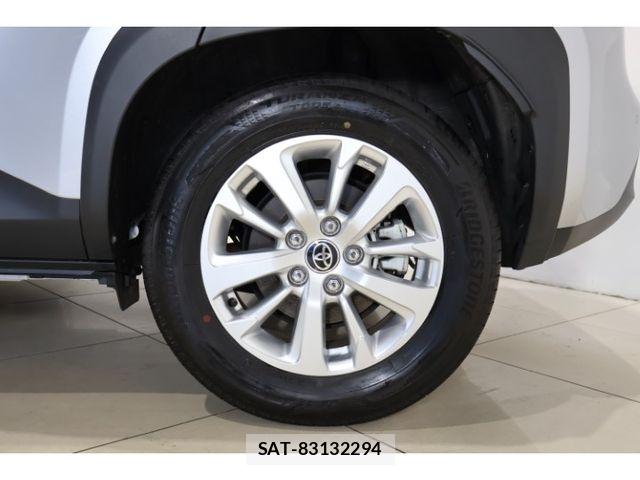 Toyota YARIS CROSS 2024-10 8667215-12