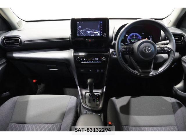 Toyota YARIS CROSS 2024-10 8667215-18