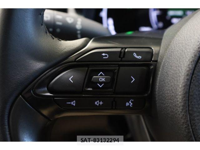 Toyota YARIS CROSS 2024-10 8667215-19