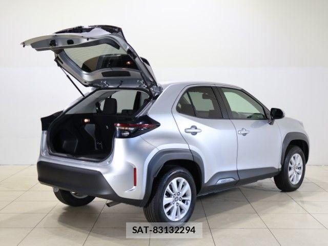 Toyota YARIS CROSS 2024-10 8667215-7