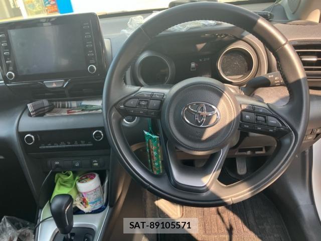 Toyota YARIS CROSS 2022-09 8662639-20