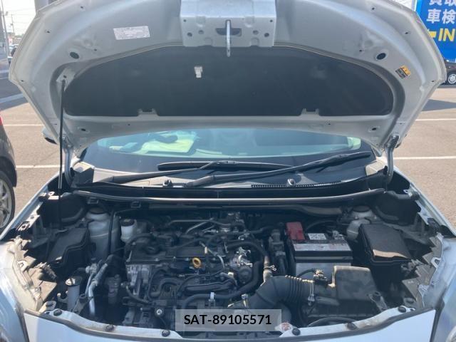 Toyota YARIS CROSS 2022-09 8662639-23