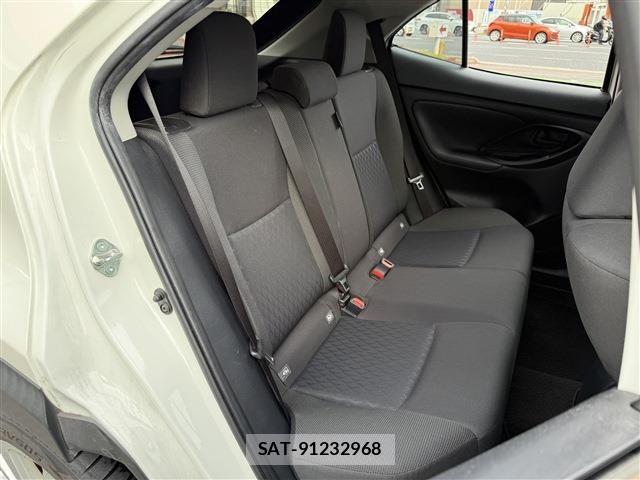 Toyota YARIS CROSS 2020-11 8662646-16