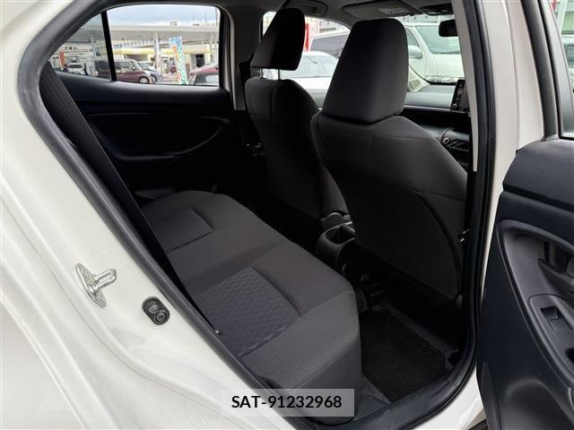 Toyota YARIS CROSS 2020-11 8662646-17