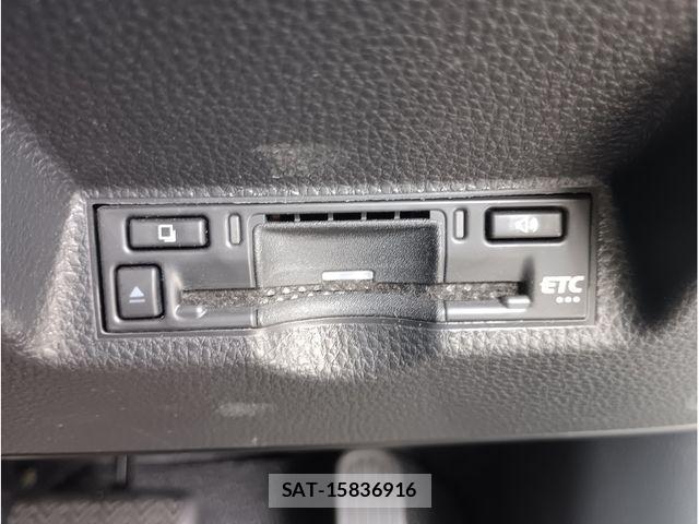 Toyota YARIS CROSS 2024-12 8747090-11