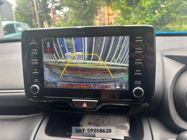 Toyota YARIS CROSS 2021-02 8747094-12