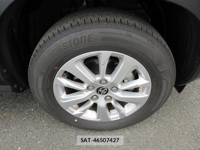 Toyota YARIS CROSS 2025-04 8747093-22