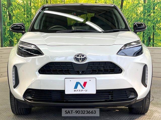 Toyota YARIS CROSS 2021-01 8747095-13