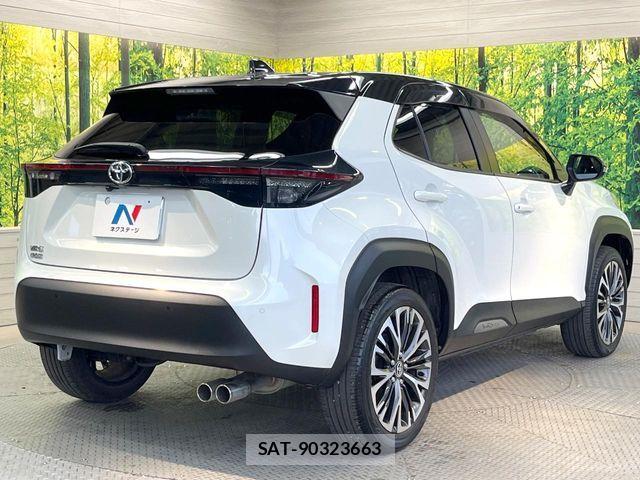 Toyota YARIS CROSS 2021-01 8747095-16