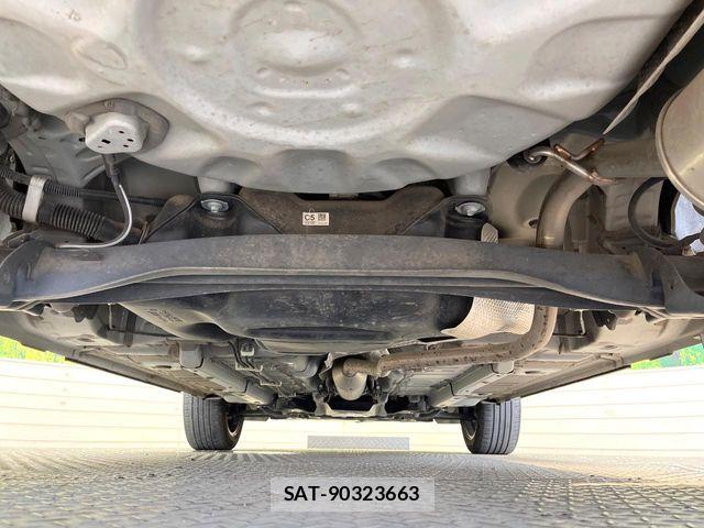 Toyota YARIS CROSS 2021-01 8747095-18