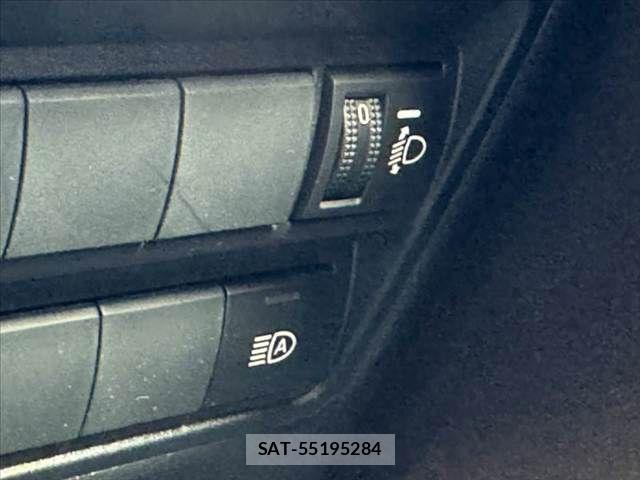 Toyota YARIS CROSS 2022-03 8747091-23