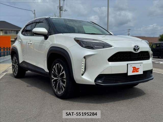 Toyota YARIS CROSS 2022-03 8747091-7