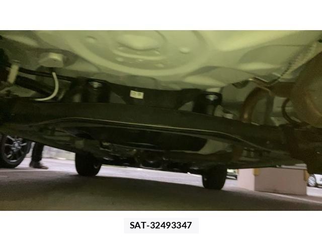 Toyota YARIS CROSS 2021-11 8747096-17