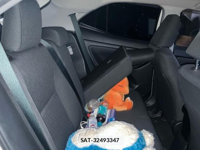 Toyota YARIS CROSS 2021-11 8747096-3
