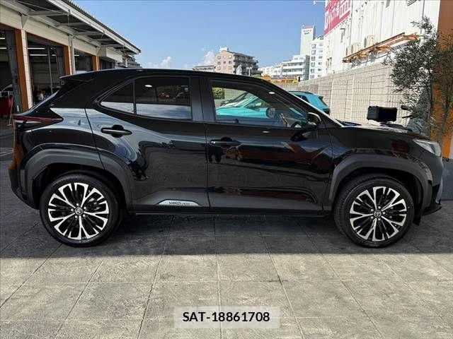 Toyota YARIS CROSS 2026-04 8747089-11