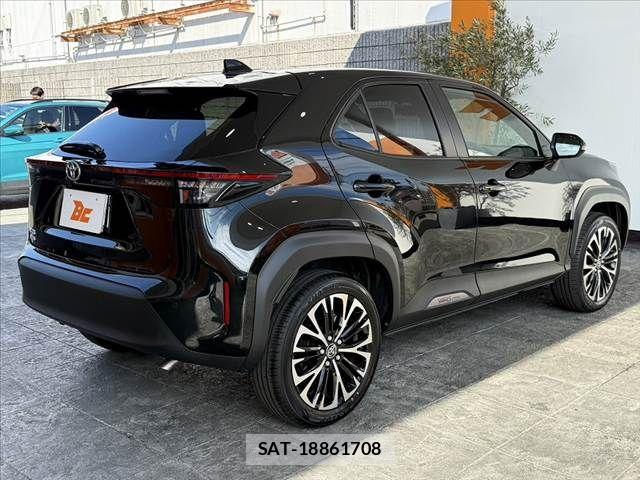 Toyota YARIS CROSS 2026-04 8747089-14