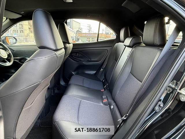 Toyota YARIS CROSS 2026-04 8747089-18