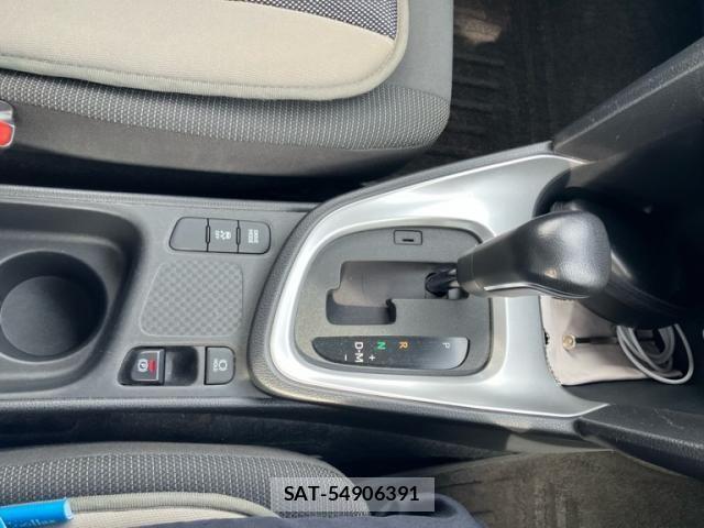 Toyota YARIS CROSS 2020-12 8747097-21