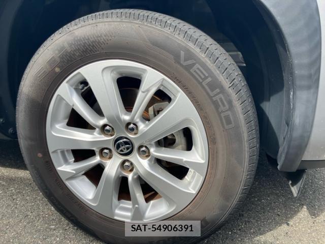 Toyota YARIS CROSS 2020-12 8747097-7