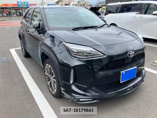 Toyota YARIS CROSS 2023-11 8747092-0