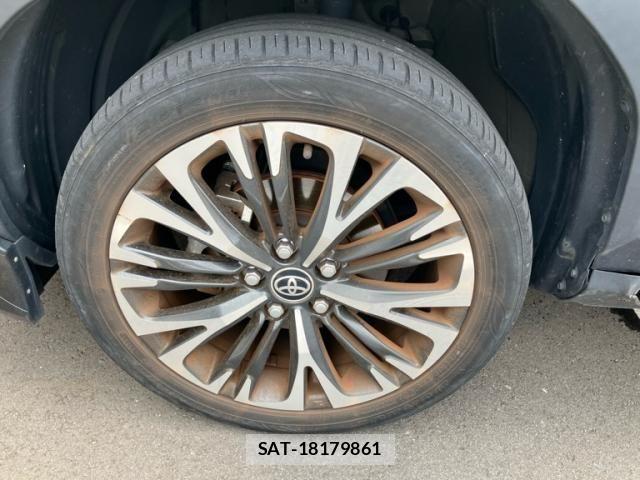 Toyota YARIS CROSS 2023-11 8747092-9