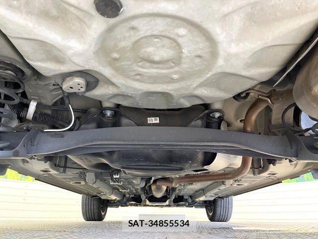 Toyota YARIS CROSS 2021-05 8798030-18
