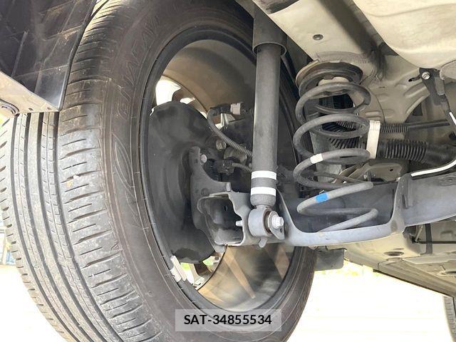 Toyota YARIS CROSS 2021-05 8798030-19