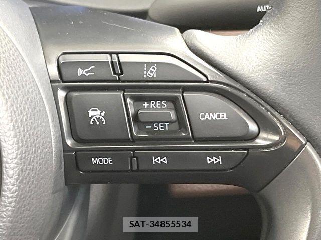 Toyota YARIS CROSS 2021-05 8798030-4