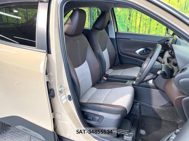 Toyota YARIS CROSS 2021-05 8798030-7