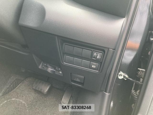 Toyota YARIS CROSS 2026-07 8798031-12