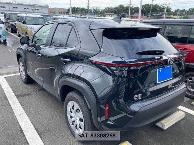 Toyota YARIS CROSS 2026-07 8798031-3