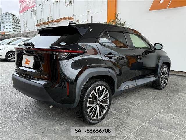 Toyota YARIS CROSS 2020-09 8851212-14