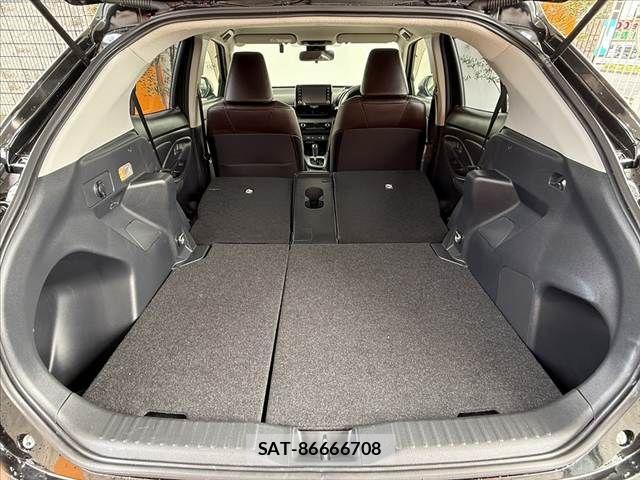 Toyota YARIS CROSS 2020-09 8851212-20