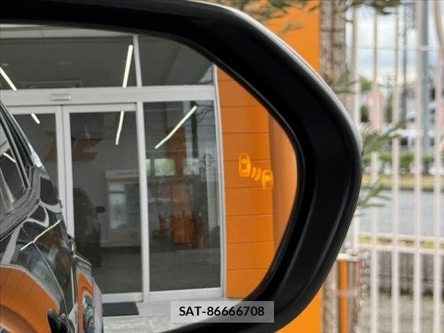 Toyota YARIS CROSS 2020-09 8851212-3