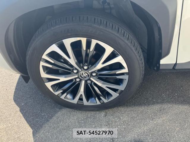 Toyota YARIS CROSS 2022-01 8883152-7