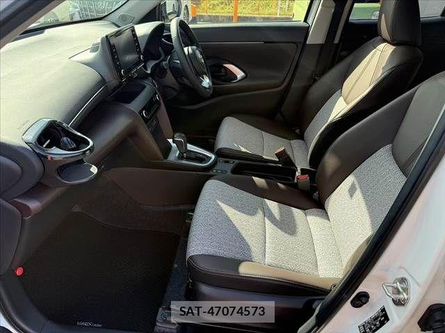 Toyota YARIS CROSS 2022-02 8883151-17