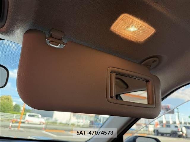 Toyota YARIS CROSS 2022-02 8883151-23