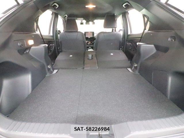 Toyota YARIS CROSS 2025-04 8883149-10