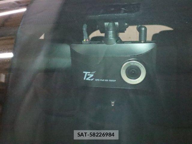 Toyota YARIS CROSS 2025-04 8883149-13