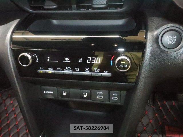 Toyota YARIS CROSS 2025-04 8883149-18