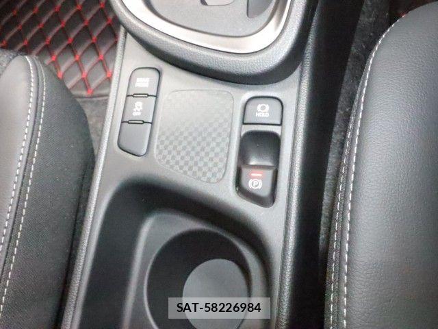 Toyota YARIS CROSS 2025-04 8883149-21