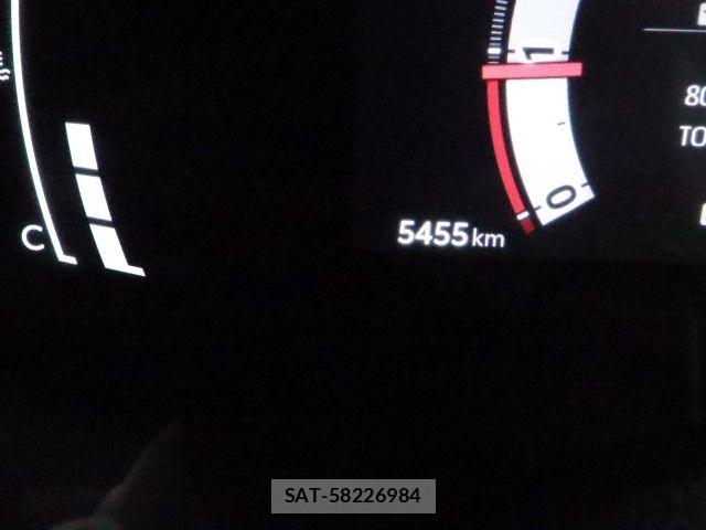 Toyota YARIS CROSS 2025-04 8883149-28