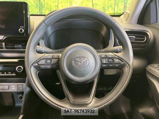 Toyota YARIS CROSS 2025-05 8884682-10
